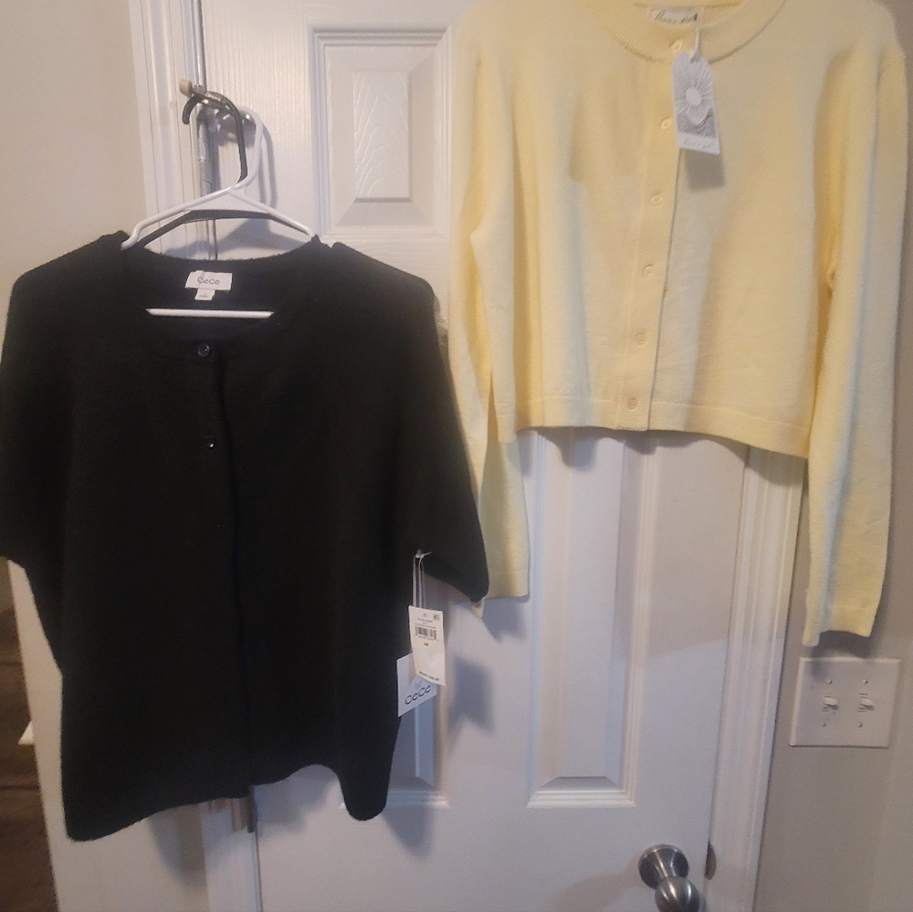 2 Cardigans